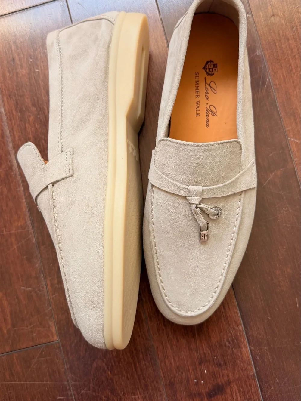 Loro Piana summer walker size 40 brand new